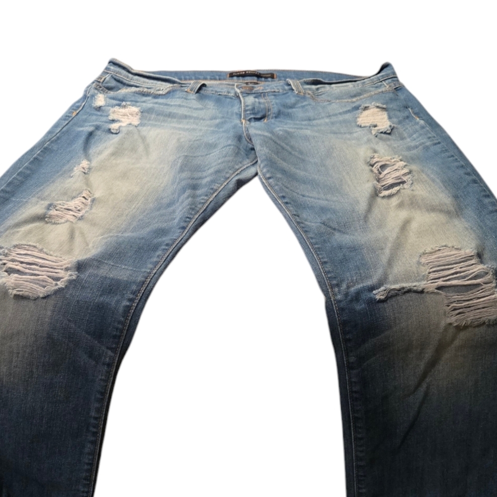 Flying Monkey Platinum Jeans Size 27